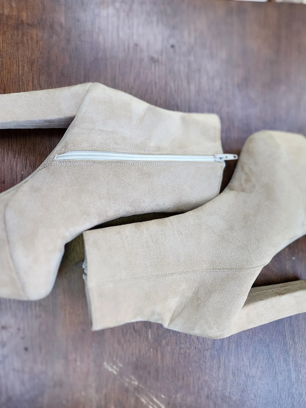 Taupe Faux Suede Concealed Platform Ankle Booties Side Zip Heeled Boots [8.5/39]
